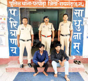 उधारी के 5 हजार रुपये मांगने पर महिला से मारपीट, दो सगे भाई 24 घंटे में गिरफ्तार