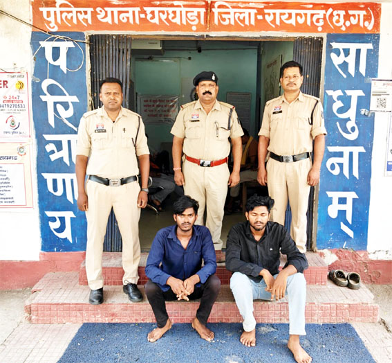 उधारी के 5 हजार रुपये मांगने पर महिला से मारपीट, दो सगे भाई 24 घंटे में गिरफ्तार