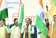 रायपुर : मुख्यमंत्री श्री विष्णु देव साय ने हाथ में तिरंगा थामकर किया भव्य तिरंगा यात्रा का नेतृत्व