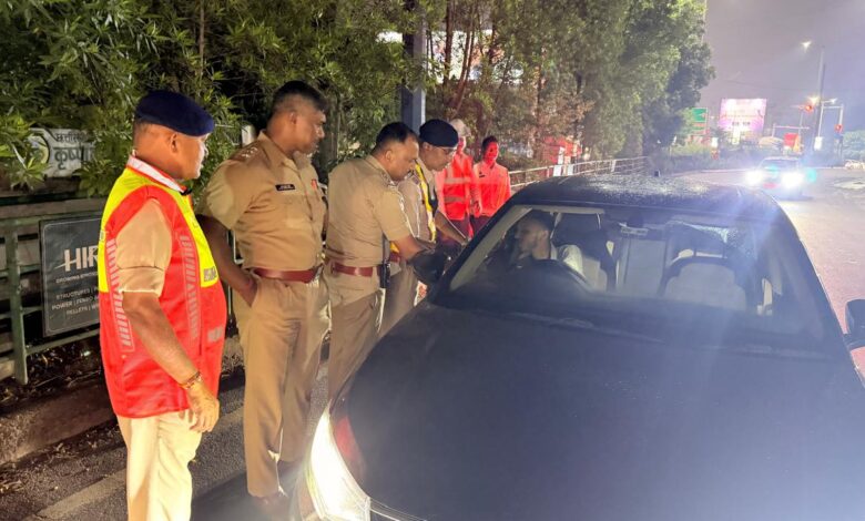रायपुर में ड्रंक एंड ड्राइव पर ट्रैफिक पुलिस का शिकंजा