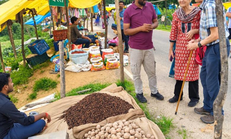 विदेशी पर्यटकों को आकर्षित कर रहा छत्तीसगढ़ का ग्रामीण पर्यटन मॉडल