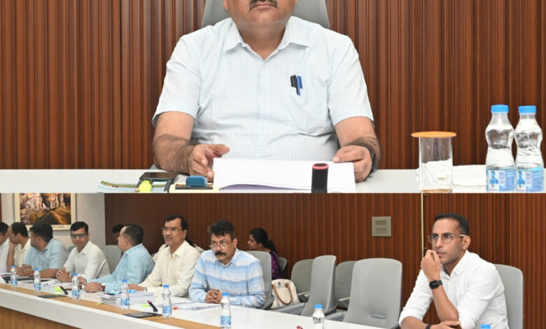 रायपुर : ईज ऑफ डूइंग बिजनेस एक्ट-2026 के प्रभावी क्रियान्वयन के लिए चरणबद्ध कार्ययोजना बनाने के निर्देश