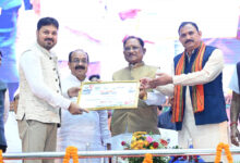 रायपुर में सेवा संकल्प अभियान का महाकुंभ: 1000 से अधिक महिलाओं ने किया रक्तदान, गोल्डन बुक में दर्ज हुआ रिकॉर्ड