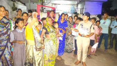 गोमची-बेंदरी में साइबर जागृति अभियान, 250 महिलाओं व छात्राओं को दी साइबर सुरक्षा की जानकारी