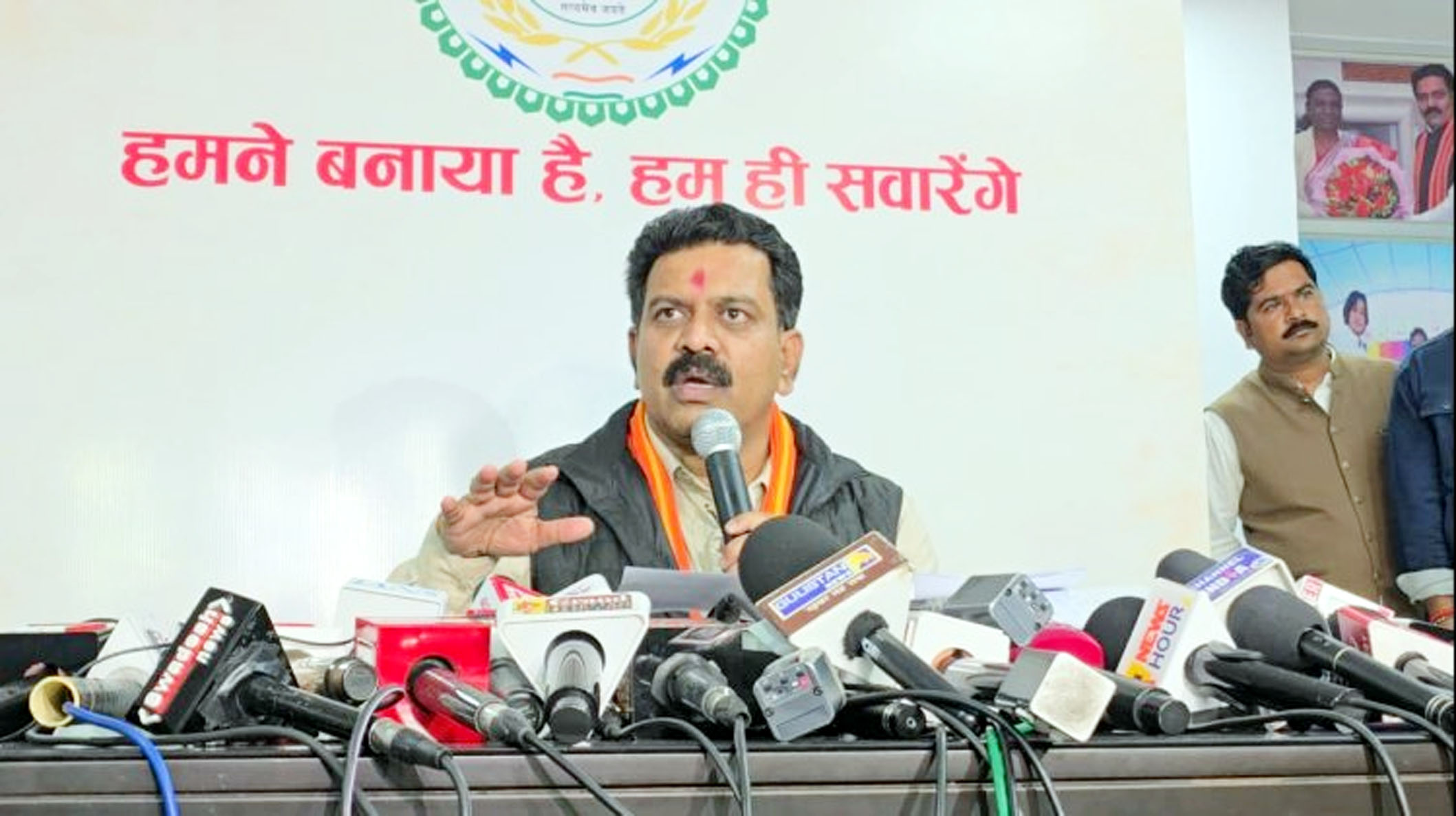 बीजापुर मामले में SIT गठित, खाते होल्ड,आरोपियों के अवैध ठिकानों पर कार्रवाई : उपमुख्यमंत्री विजय शर्मा