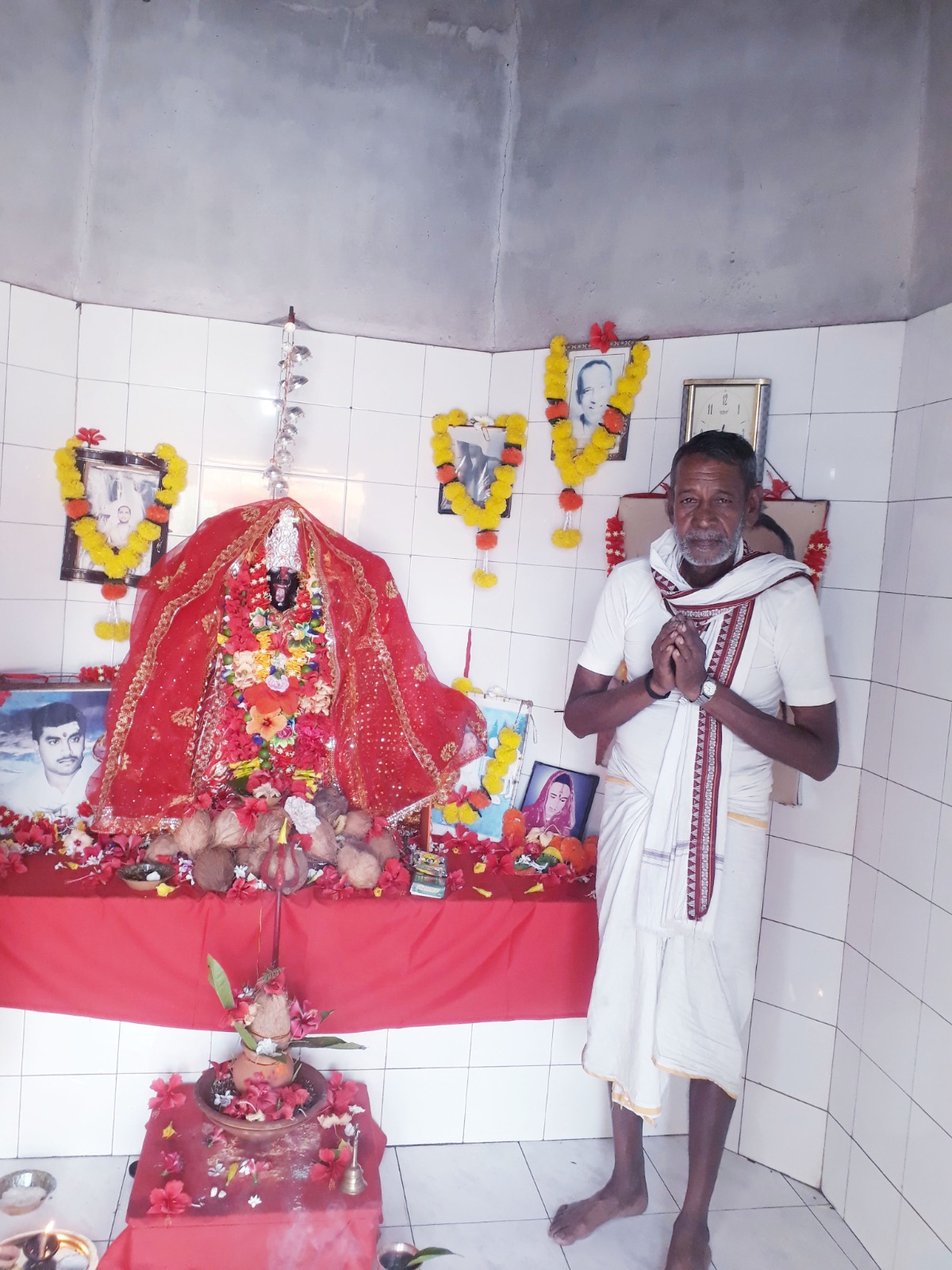 भक्त के जीवन रक्षा करने वाली माता अघोरेश्वरी की चमत्कारी घटना भक्त के जीवन रक्षा करने वाली माता अघोरेश्वरी की चमत्कारी घटना