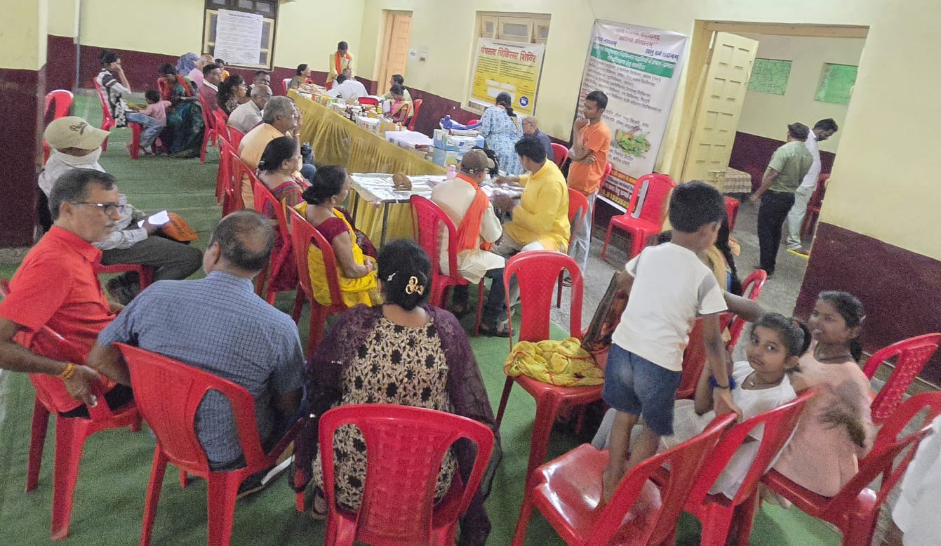 राष्ट्रीय स्वयंसेवक संघ–ग्राम विकास गतिविधि द्वारा दो दिवसीय पंचतत्व चिकित्सा शिविर संपन्न