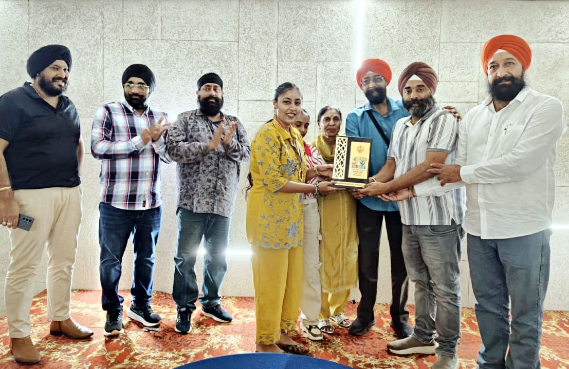 छत्तीसगढ़ सिख संगठन ने किया मनतृप्त कौर संधू का सम्मान छत्तीसगढ़ सिख संगठन ने किया मनतृप्त कौर संधू का सम्मान