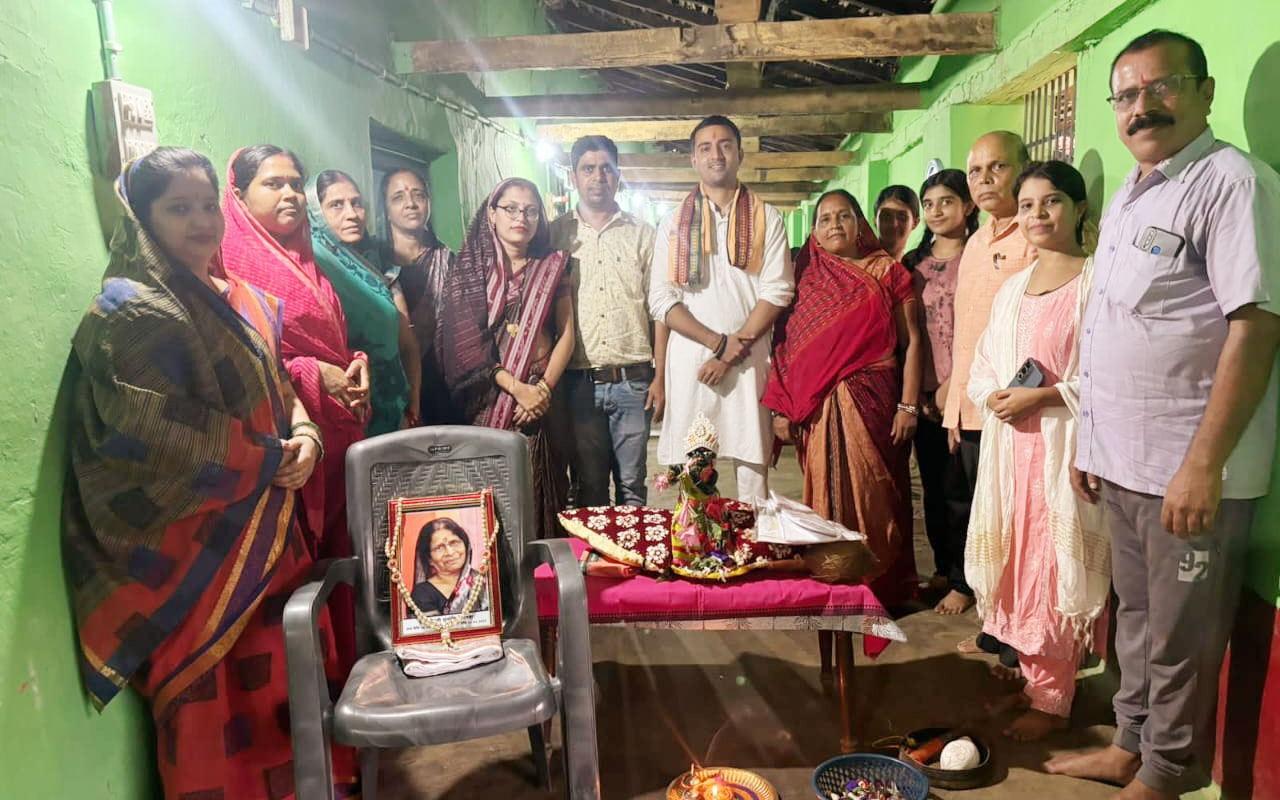 पंडित सलिल कृष्ण गुरु कथा वाचक का भव्य स्वागत, पहली बार पहुंचे अपने मामा गांव