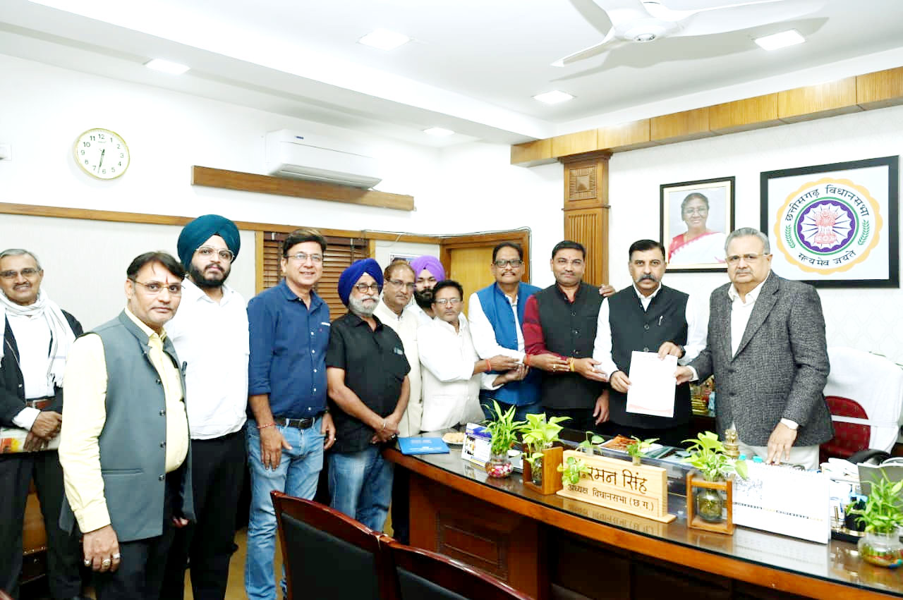 स्वदेशी संकल्प यात्रा का छत्तीसगढ़ में होगा भव्य स्वागत, कैट प्रतिनिधिमंडल ने  विधानसभा अध्यक्ष डॉ. रमन सिंह से मुलाकात कर दिया न्योत