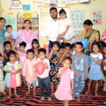 देवांश तिवारी ने आंगनबाड़ी केन्द्र में बच्चों संग मनाया जन्मदिवस