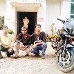 ऑपरेशन क्लीन हंट में बड़ी सफलता: लूट के 3 आरोपी गिरफ्तार, मोबाइल और बाइक बरामद