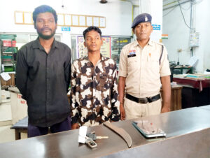 रायगढ़ पुलिस की बड़ी सफलता : लूट की दो वारदातों का खुलासा, जोगीडीपा के दो आरोपी गिरफ्तार