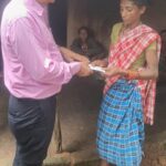जगदलपुर : प्रशासन बना संकट की घड़ी का सहारा,आपदा में पति को खोने वाली चैती को मिली सहायता, चार लाख रुपये की राहत राशि से मिला संबल