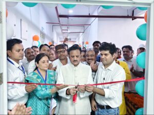 उप मुख्यमंत्री ने माड्यूलर आपरेशन थियेटर का किया लोकार्पण गर्भवती महिलाओं के पंजीयन और नियमित जाँच पर विशेष ध्यान दें – उप मुख्यमंत्री