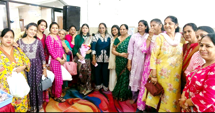 फैशन ईरा लाइफस्टाइल प्रदर्शनी में जुटी श्याम सत्संग महिला मंडल फैशन ईरा लाइफस्टाइल प्रदर्शनी में जुटी श्याम सत्संग महिला मंडल