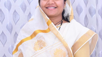 बिश्रामपुर में दिल्ली जाने वाली ट्रेन के ठहराव के लिए मंत्री श्रीमती लक्ष्मी राजवाड़े ने रेलवे अधिकारियों से की चर्चा बिश्रामपुर में दिल्ली जाने वाली ट्रेन के ठहराव के लिए मंत्री श्रीमती लक्ष्मी राजवाड़े ने रेलवे अधिकारियों से की चर्चा