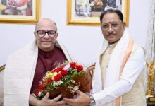 मुख्यमंत्री श्री विष्णुदेव साय से निर्माता-निर्देशक डॉ. चंद्रप्रकाश द्विवेदी ने की सौजन्य मुलाकात