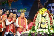 मुख्यमंत्री श्री विष्णु देव साय ने भगवान शिव का रुद्राभिषेक कर प्रदेशवासियों के सुख-समृद्धि और खुशहाली की कामना की