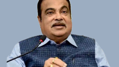 सड़क हादसों पर गडकरी की चिंता, बोले- हर घंटे 20 लोगों की मौत, युवाओं की बड़ी संख्या सड़क हादसों पर गडकरी की चिंता, बोले- हर घंटे 20 लोगों की मौत, युवाओं की बड़ी संख्या