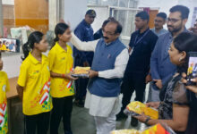 महासमुंद : खेलों इंडिया तीरंदाजी सेंटर के खिलाड़ियों को उप मुख्यमंत्री एवं खेल मंत्री श्री अरुण साव ने कीट वितरण कर बधाई दी
