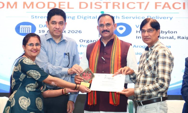 एक जनवरी से राज्य के सभी अस्पतालों को डिजिटल करने का लक्ष्य लेकर करें काम: श्री श्याम बिहारी जायसवाल