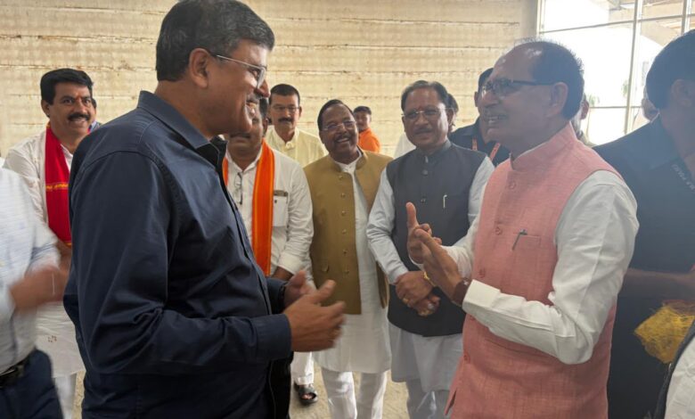 केंद्रीय कृषि मंत्री श्री शिवराज सिंह चौहान ने ICAR-NIBSM के कार्यों की सराहना की केंद्रीय कृषि मंत्री श्री शिवराज सिंह चौहान ने ICAR-NIBSM के कार्यों की सराहना की