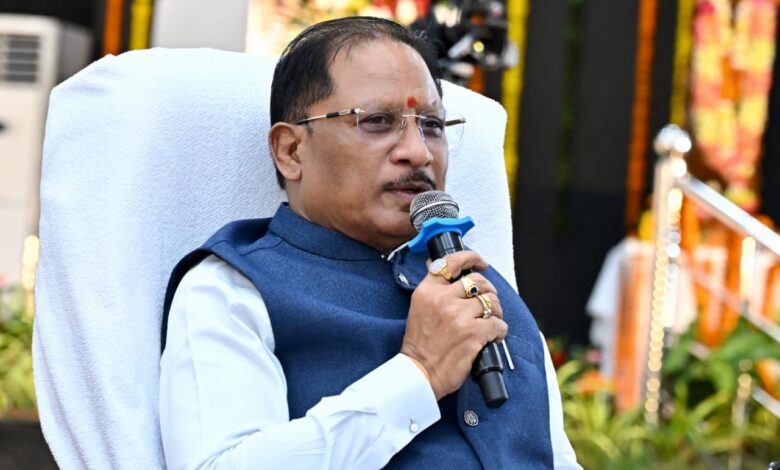 युवा सिर्फ नौकरी तलाशें नहीं, रोजगार देने वाले बनें : CM साय