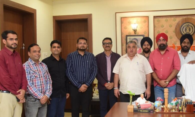 रायपुर : छत्तीसगढ़ ट्रेवल एंड टूरिज्म एसोसिएशन के प्रतिनिधिमंडल ने पर्यटन मंत्री श्री राजेश अग्रवाल से की सौजन्य भेंट