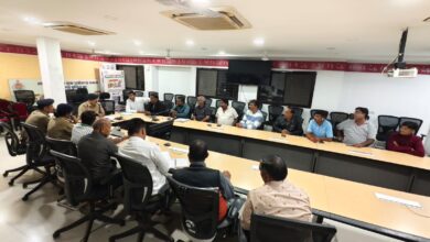 दीपावली से पहले रायपुर पुलिस की पटाखा कारोबारियों के साथ बैठक