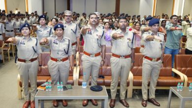 राष्ट्रीय एकता दिवस पर रायपुर पुलिस ने देखा एकता परेड का सीधा प्रसारण, ली एकता की शपथ21 थानों और पुलिस लाइन में हुआ आयोजन,